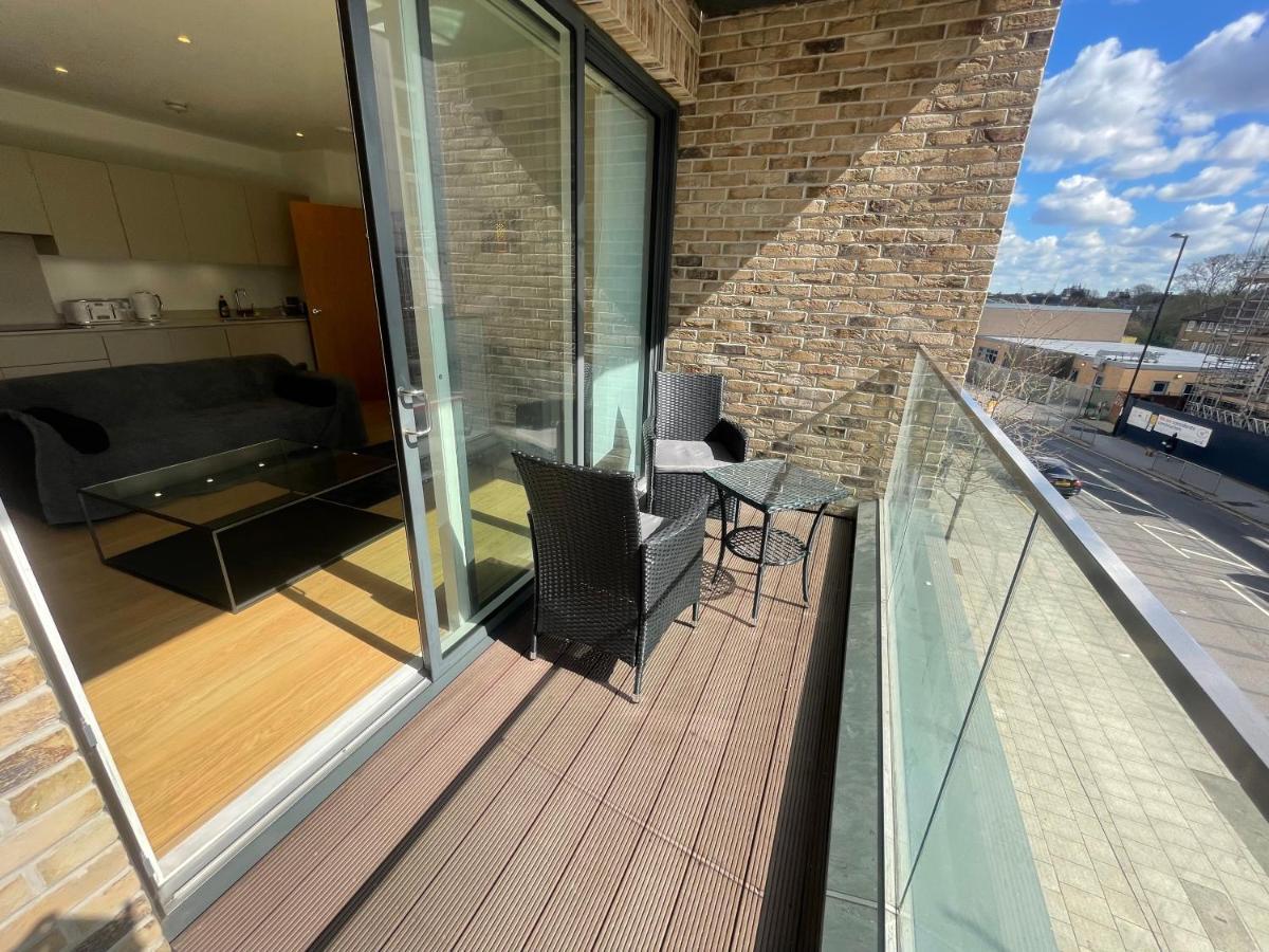 Luxury London Apartment - Steps To East Croydon Train Station Zewnętrze zdjęcie